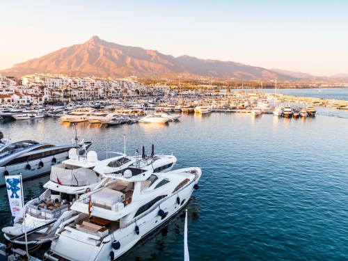 E1, the first all-electric boat race in Puerto Banús